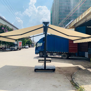 Retractable Awnings7437