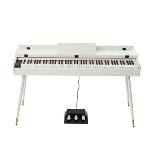 Pianos6477