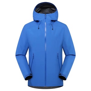 Hiking Clothing15404