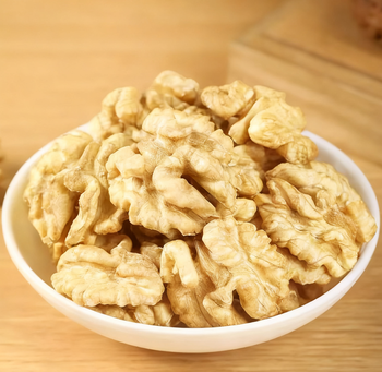 Hazelnuts78497