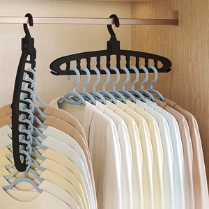 Plastic Clothes Hangers13307