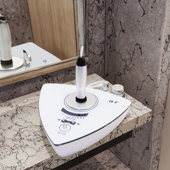 Light Therapy Beauty Device86313