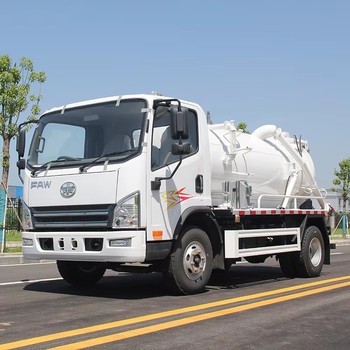 Sewage Suction Truck81833
