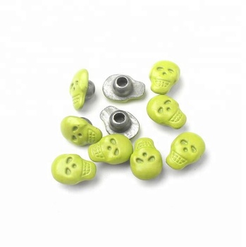 Garment Rivet82595
