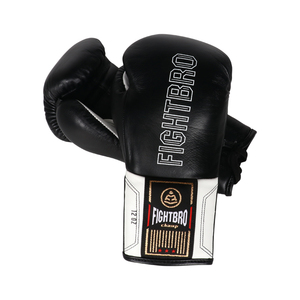 Martial Arts & Boxing Gloves13210