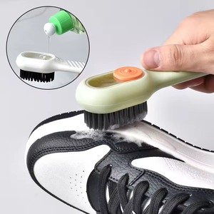 Shoe Brushes675