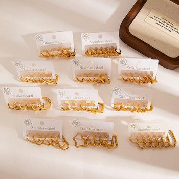 Luxury Stud Earrings82011