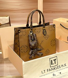 Luxury goods Factory Code 1381