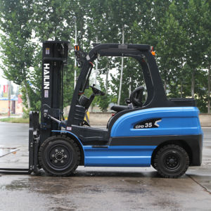 Electric Forklift Trucks25017