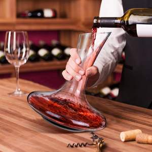 Decanters12136